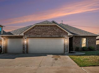 12704 NW 5th St, Yukon, OK 73099