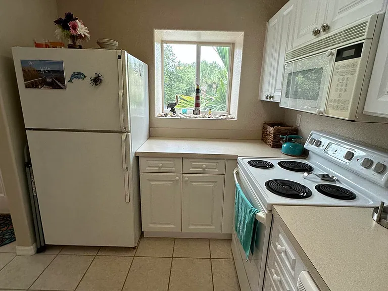 335 Ocean Park Ln #V106 — Photo 14