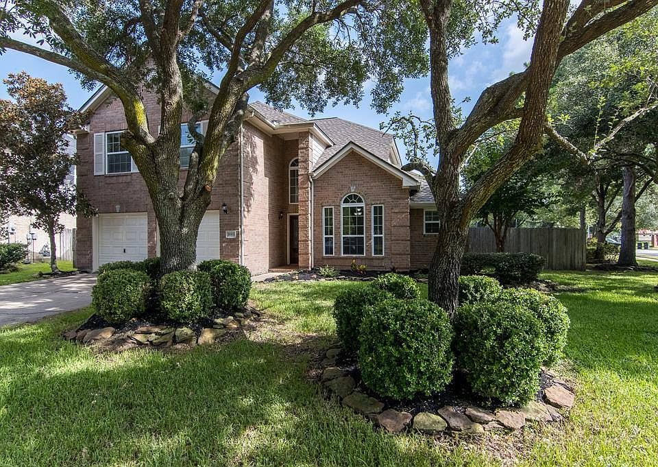 1st image of 16502 Shady Canyon Ct