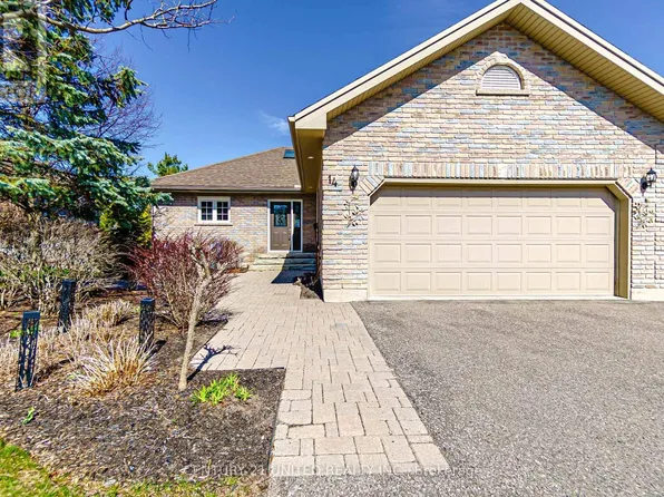 301 Carnegie Ave #14-5, Peterborough, ON K9L 0G1