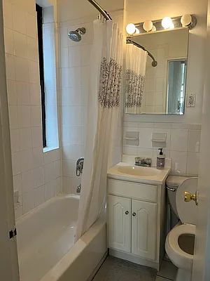 Rented by Bond New York | media 5