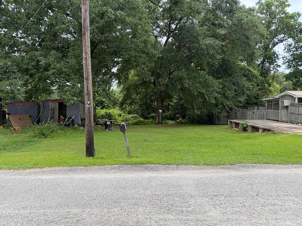 1st image of 0 15th St N