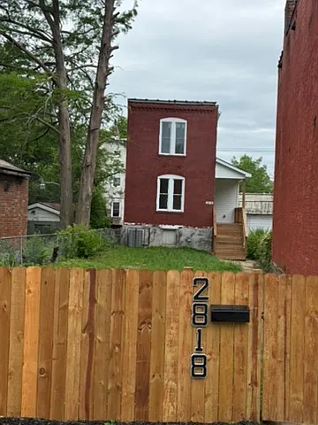 2818 Texas Ave — Photo 12