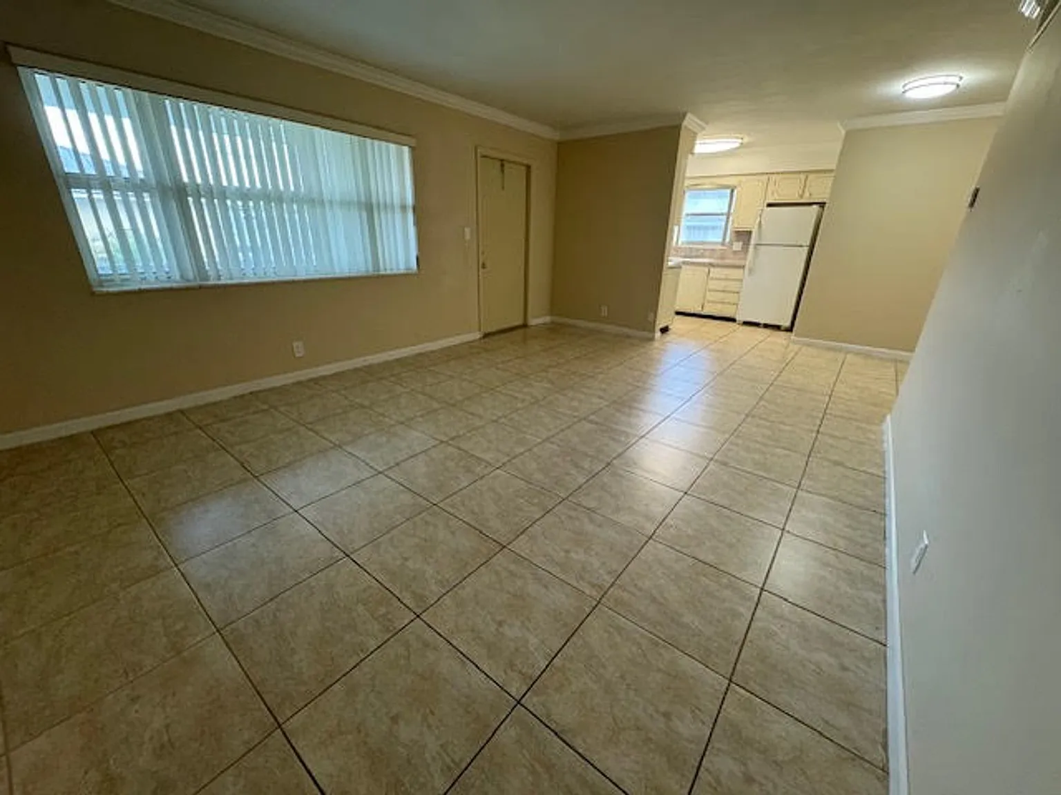 3700 Polk St Hollywood, FL 33021 — Photo 2