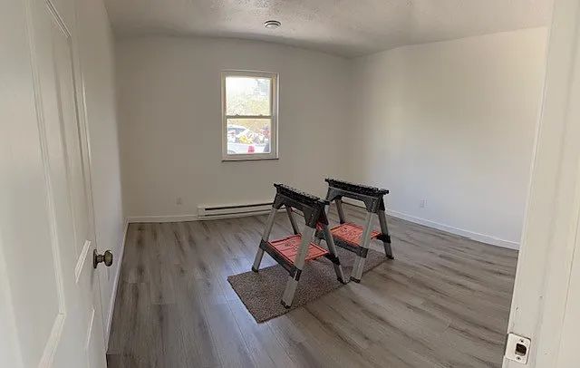 398 N Main St — Photo 3