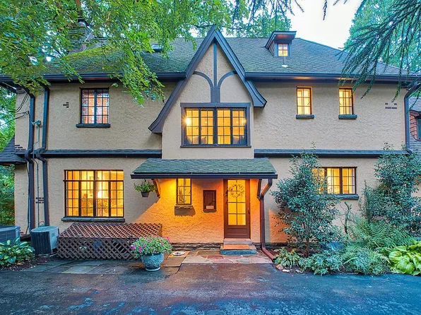 622 N Chester Rd, Swarthmore, PA 19081
