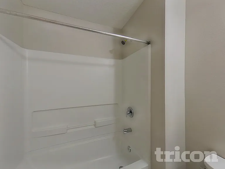 1352 Biscayne Grove Ln — Photo 14