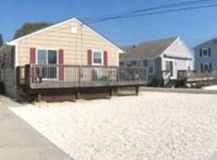 275 38th St, Avalon, NJ 08202