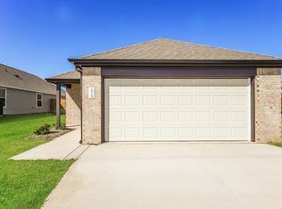 2324 Rosewood Ln, El Reno, OK 73036