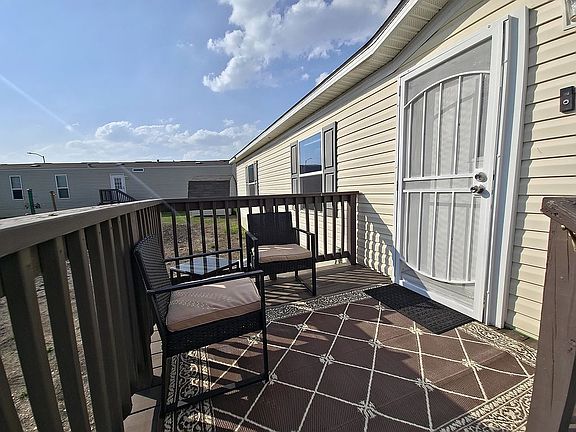 2nd image of 7151 Woodlake Pkwy Lot 428