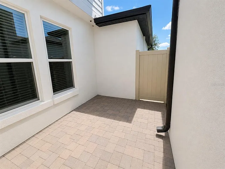 7248 Carrickbend Ln — Photo 10