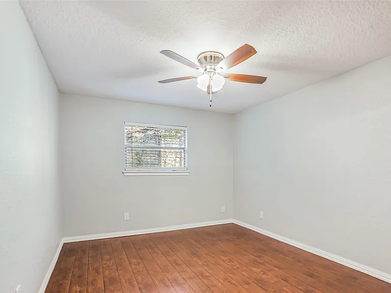 419 Marshall St #10 — Photo 9