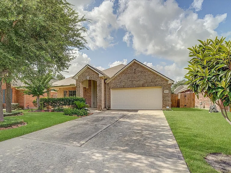 16011 Belleshire Glen Ln — Photo 27