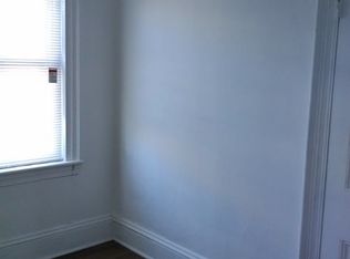 216 E Broad St #1, Burlington, NJ 08016