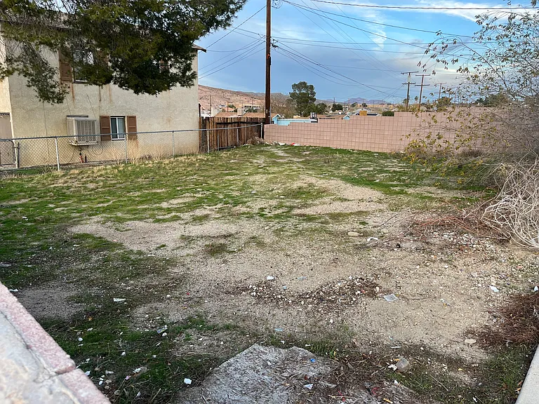 1041 Flora Ave — Photo 22
