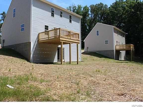 5th image of 305 Beechwood Park Ln