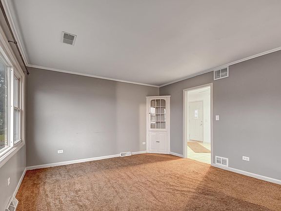 4th image of 16324 Oak Park Ave