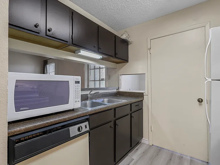 5981 Arapaho Rd #1203 — Photo 8
