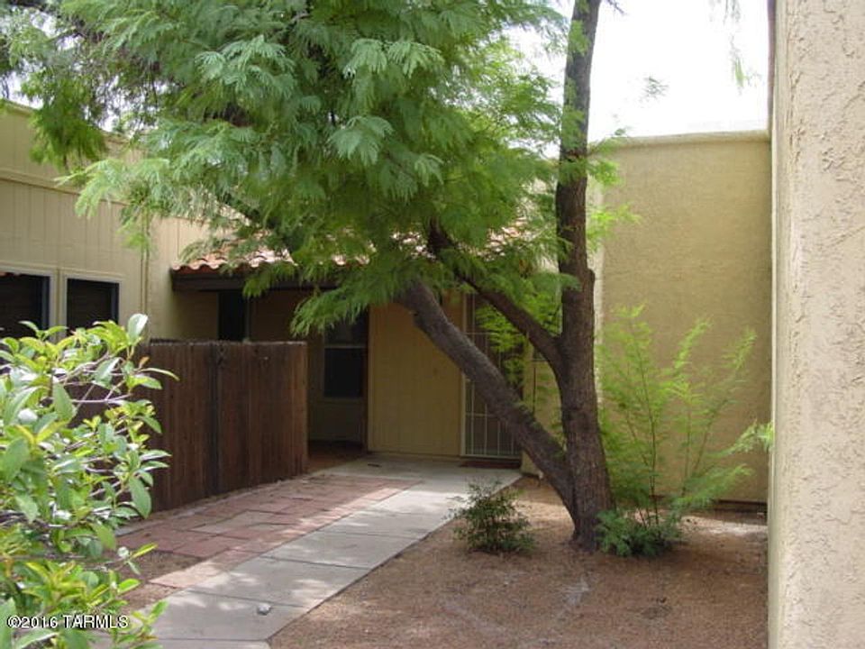1st image of 4229 W Pyracantha Dr