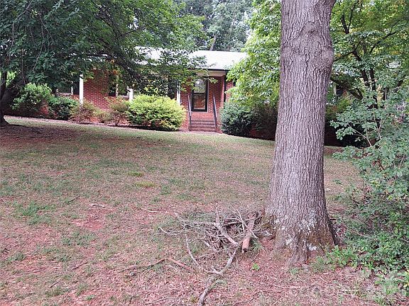 4th image of 123 Softwind Ln
