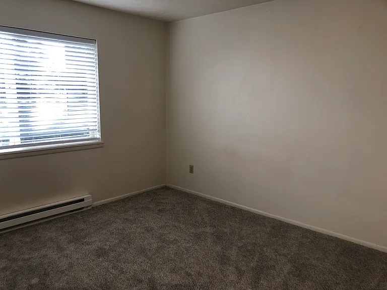 921 SE Klemgard St #D6 — Photo 6
