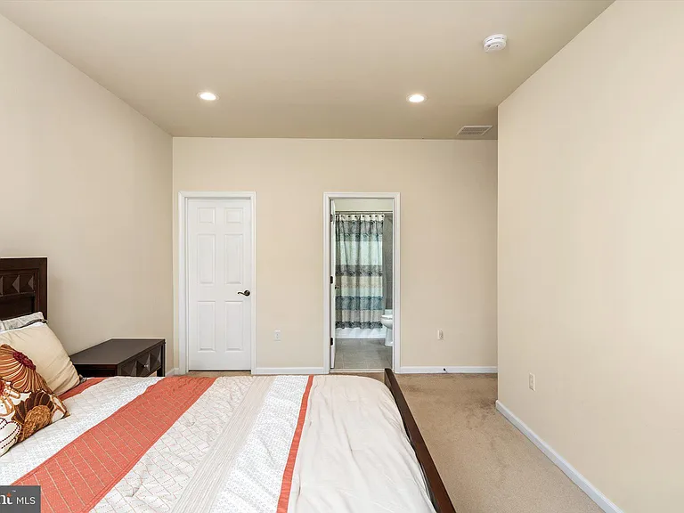 1711 Yearling Ct — Photo 22