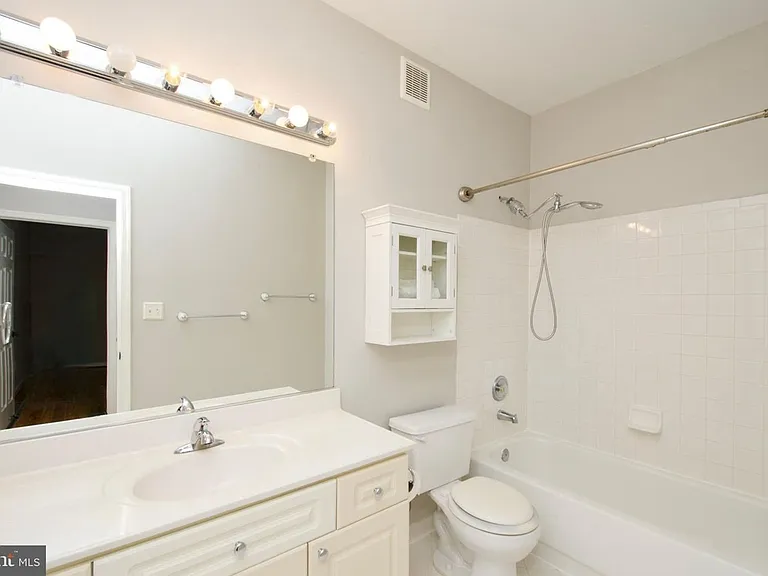 2324 Henshaw Pl #3 — Photo 22