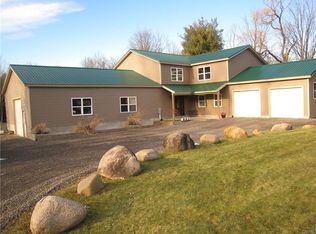 3615 Curtis Rd, Syracuse, NY 13215