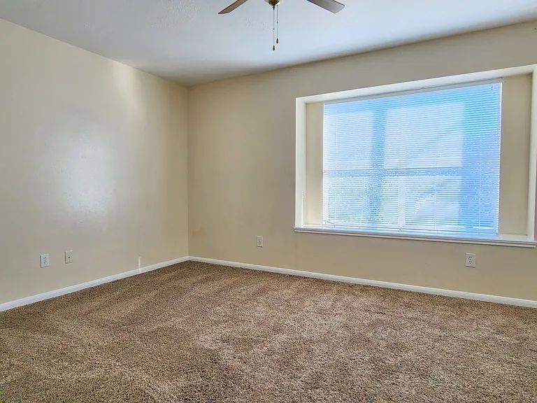 18123 Noble Forest Dr — Photo 25
