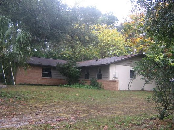 2nd image of 102 W Magnolia St