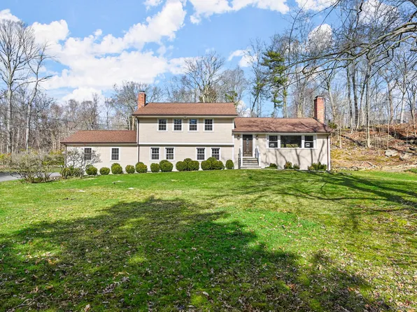 11 Joann Circle, Westport, CT 06880