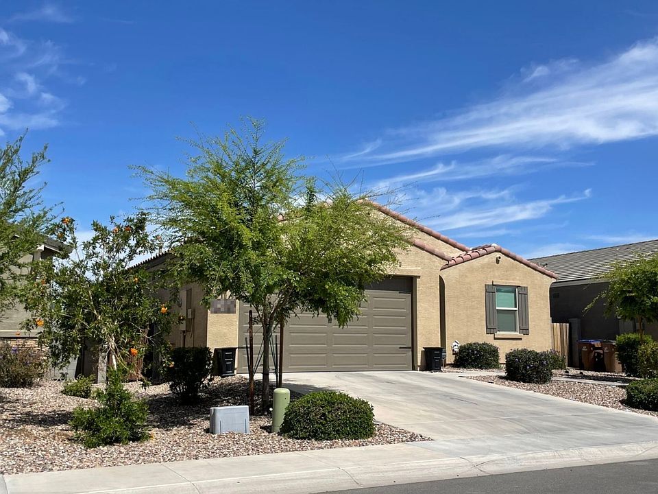 2nd image of 590 W Magena Dr