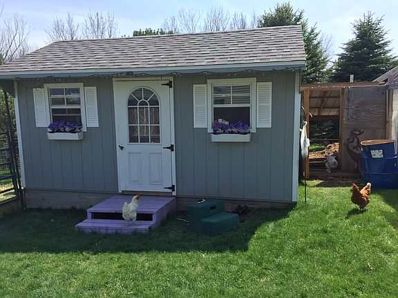 Chicken coop