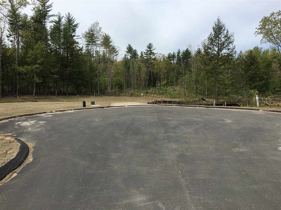 2nd image of 14 Windy Hollow Circle #4B/9-1-10