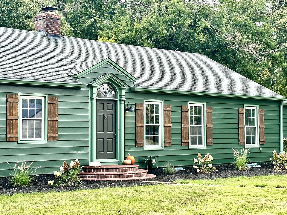 1st image of 6046 Riverview Dr