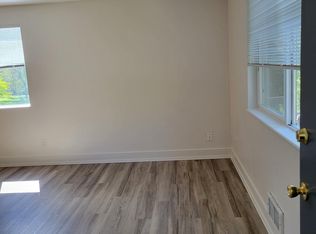 3037 NE 143rd St, Seattle, WA 98125