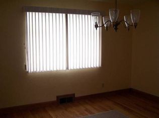 1410 Oakmont Rd, Charleston, WV 25314