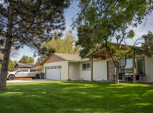 945 W Madrona Ave, Hermiston, OR 97838