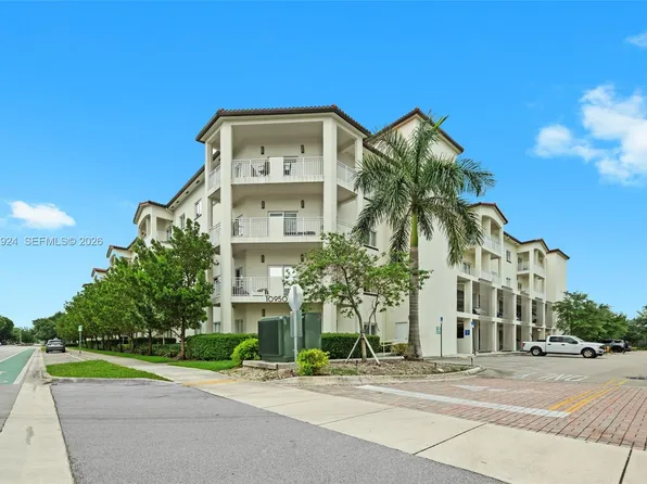 10950 NW 82nd St Unit 213, Doral, FL 33178