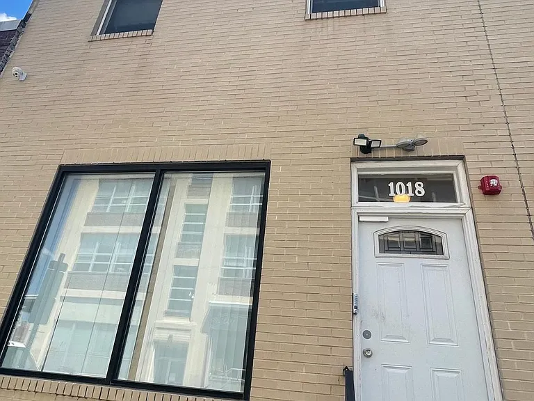 1018 Callowhill St #1B — Photo 1