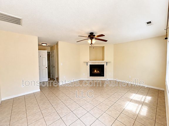 2nd image of 28 Rotunda Cir