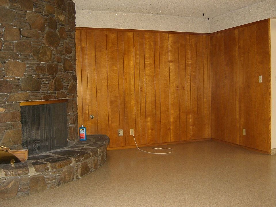 Beautiful family room with rock fireplace