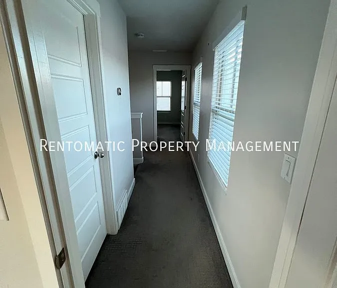 5931 W Lake Ave — Photo 10