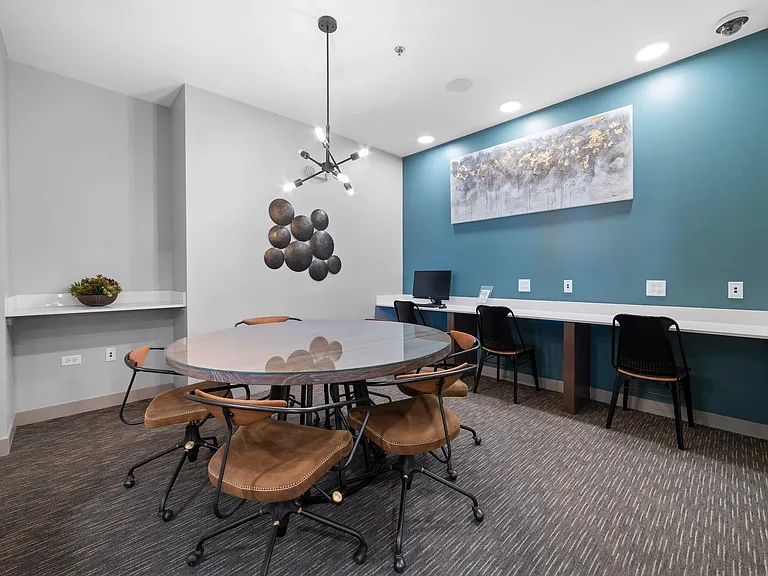 Montgomery Place Apartments — Photo 42