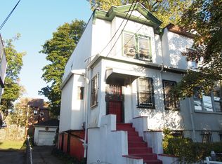 229 S 11th Ave, Mount Vernon, NY