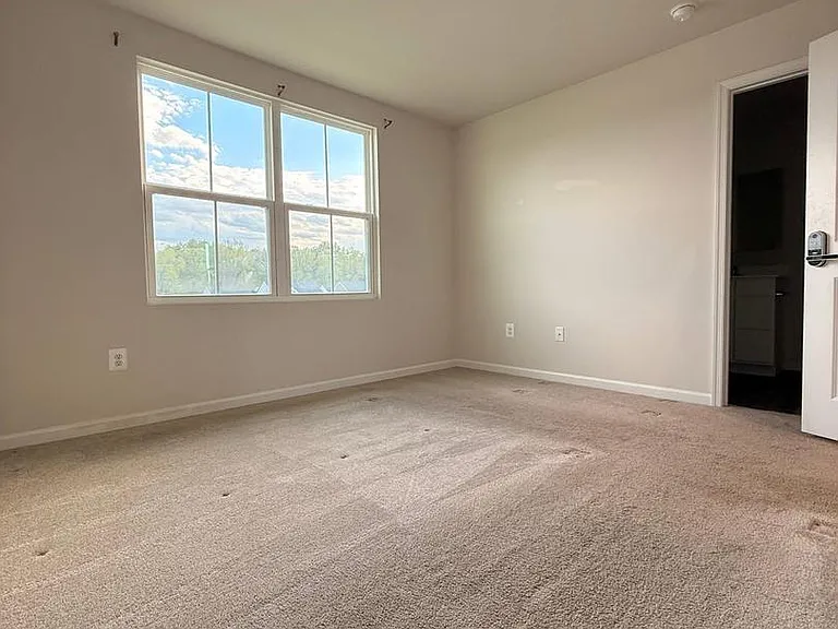 14 Snickers Ct — Photo 11