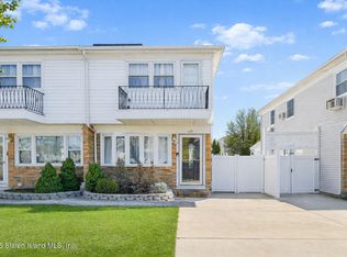 317 Bedford Ave, Staten Island, NY 10306