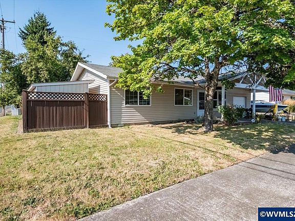 3rd image of 709 28th Ave SE