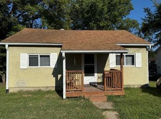 468 S Grant Ave, Marshall, MO 65340