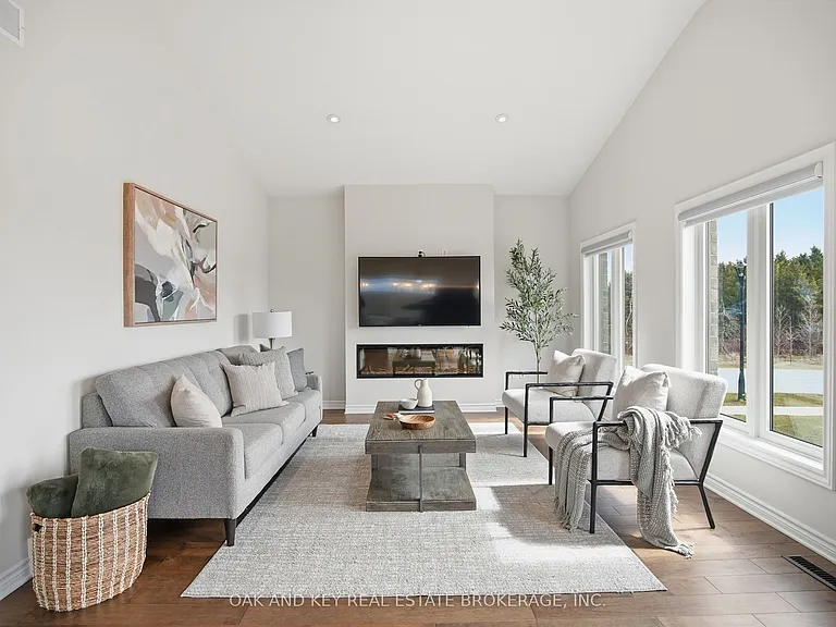 11 Bowman Dr — Photo 18